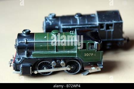 Due ttr trix ferrovie modello di treno locomotive realizzato negli anni cinquanta Foto Stock