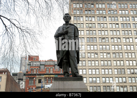 Una statua di Abraham Lincoln in Union Square Park a New York Foto Stock