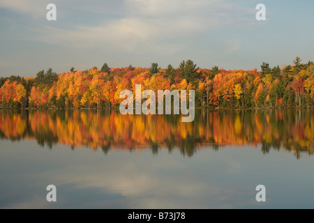 MICHIGAN - piccolo lago di Hiawatha National Forest. Foto Stock