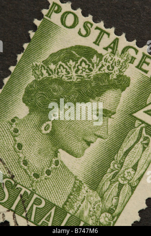 Australian 4 penny francobollo da 1940s con letto Queen Elizabeth la Regina madre mentre la regina consorte del re George V Foto Stock