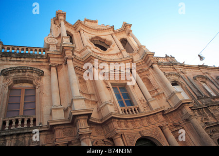 La chiesa gesuita di San Carlo, Noto, Sicilia Foto Stock