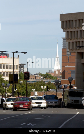 Vecchia Chiesa del nord vede nella distanza da Boston City Hall Boston Massachusetts, STATI UNITI D'AMERICA Foto Stock