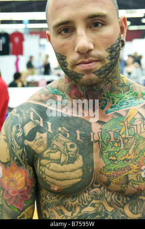 Amsterdam un visitatore della Tattoo Convention Foto Stock