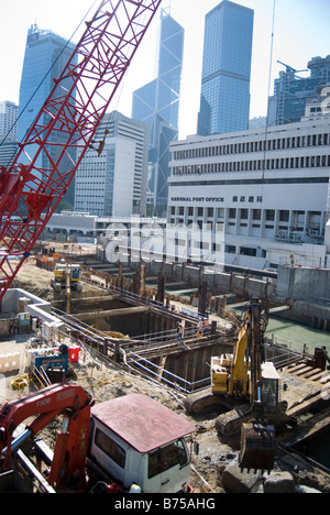 I lavori di costruzione su harbor area di bonifica, Sheung Wan, Victoria Harbour, Isola di Hong Kong, Hong Kong, Cina Foto Stock