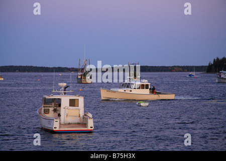 Porto all'alba, Port Clyde, Maine, Stati Uniti d'America Foto Stock