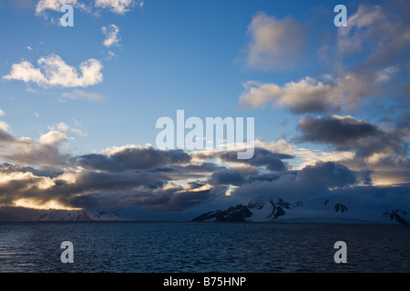 Sull'isola King George al tramonto a sud le isole Shetland Antartide Foto Stock