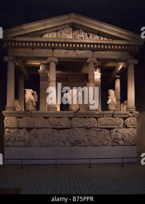 La nereide monumento da Xanthos ricostruito nel British Museum a Londra, Inghilterra Foto Stock