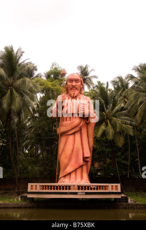 Una statua rappresenta l apostolo san Tommaso, che è detto di avere spostato in Kerala nel 52 d.c. Foto Stock