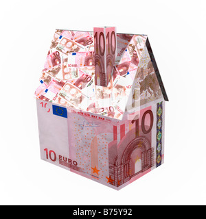 Piccola casa fatta da 10 le banconote in euro - 3D render cgi concetto finanziario Foto Stock