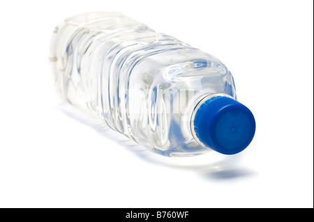500 millilitri di bottiglia di plastica di acqua potabile Foto Stock