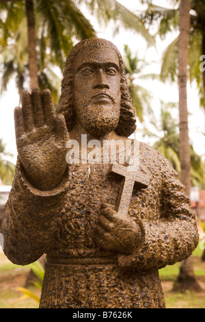 Una statua rappresenta l apostolo san Tommaso che è detto di avere spostato in Kerala nel 52 d.c. Foto Stock