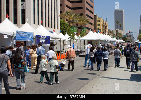 La giornata della terra, 22 aprile 2008. Il Wilshire Boulevard, Los Angeles, California, Stati Uniti d'America Foto Stock