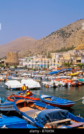 Italia Sicilia Palermo MONDELLO Harbour Foto Stock