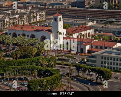 Angolo di Alta Vista della City Hall di Los Angeles, California Foto Stock