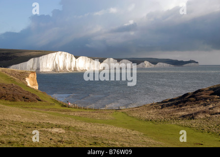 Sette sorelle chalk cliffs visto dalla testa di Seaford SUSSEX REGNO UNITO Foto Stock