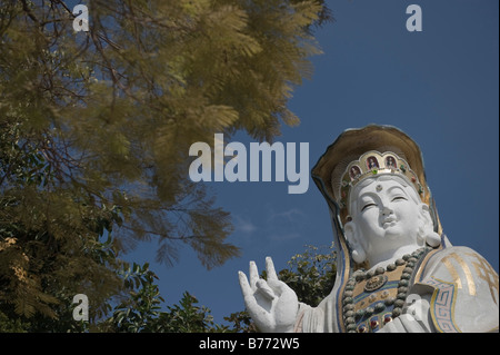 Una statua sacra a Tin Hau Tempio della Dea Repulse Bay Beach in Hong Kong Foto Stock