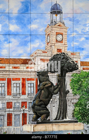 Piastrelle spagnolo, azulejos, rappresentazione dell'orso e il gelso landmark, el ozo y el madrono, Madrid, Spagna, Europa Foto Stock