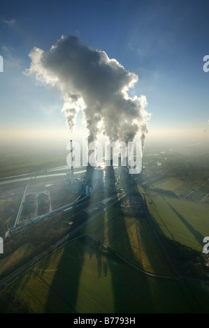 Fotografia aerea, Full Steam Ahead, RWE Power Power Plant, Werne, Gersteinwerk power station, a pieno carico del carbone power station, Hamm, Foto Stock