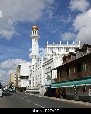 Moschea nel centro storico di Port Louis, Mauritius, Africa, Oceano Indiano Foto Stock