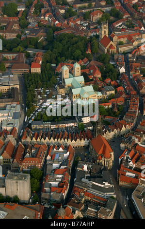 Fotografia aerea, Muenster city center con Prinzipalmarkt e cattedrale, Muenster Muensterland, Renania settentrionale-Vestfalia, germe Foto Stock