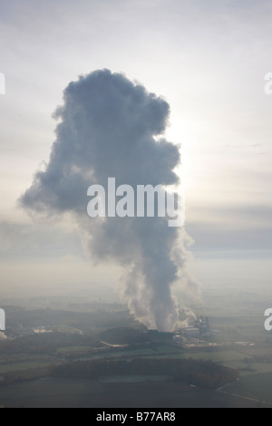 Fotografia aerea, turbina a gas a ciclo combinato, CCGT, centrale elettrica delle public utilities, nebbia mattutina, Hamm, Ruhr di Foto Stock