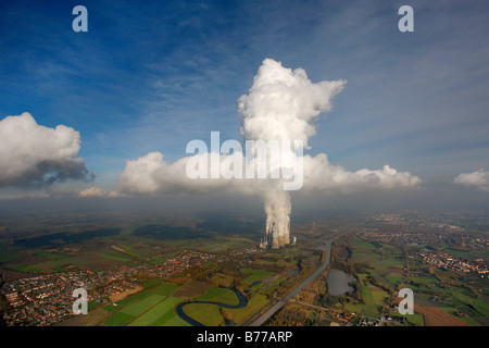 Fotografia aerea, nuvole formano una croce, inversione condizioni atmosferiche, strato di inversione, Werne, Gersteinwerk, RWE Power, Hamm, Foto Stock