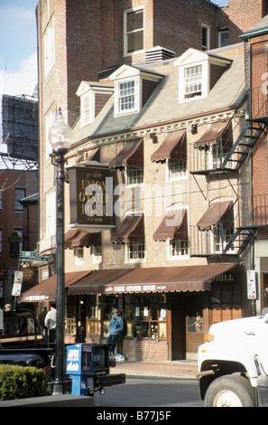 Boston, Massachusetts Union Street, con la Union Oyster House. Foto Stock