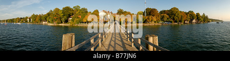 Vista panoramica, jetty in Ammerland, lago di Starnberg, Alta Baviera, Germania, Europa Foto Stock