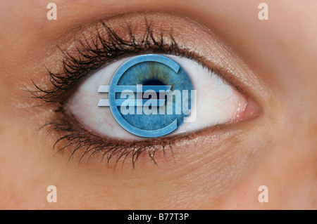 Occhio con un simbolo euro sovrapposto ad un blu iris, dettaglio simbolico per avarizia Foto Stock