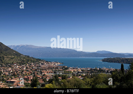 Manerba del Garda, villaggio sul lago di Garda, Lago di Garda, Lombardia, Italia, Europa Foto Stock