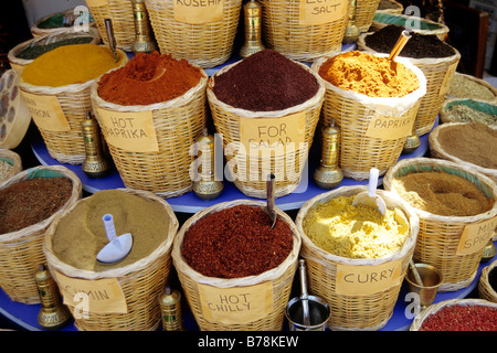 Fornitore di spezie stand in Fethiye, Provincia di Mugla, Turchia Foto Stock