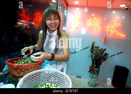 Dado di betel venditore, Taipeh, Taiwan, sud-est asiatico Foto Stock