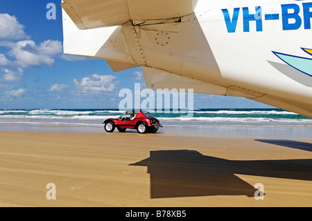 Piano sulla 75-Mile Beach L'Isola di Fraser, Queensland, Australia Foto Stock