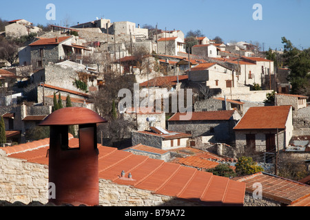 Il pittoresco villaggio di Lofou, sulle pendici del monte Olumpus, Cipro Monti Troodos, Cipro Foto Stock