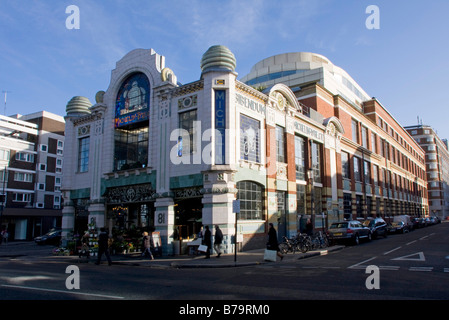 Casa Michelin a 81 Fulham Road, a Chelsea, Londra, primo stabile sede nel Regno Unito e il deposito dei pneumatici per la Michelin Pneumatici Company Ltd Bibendum art deco Foto Stock