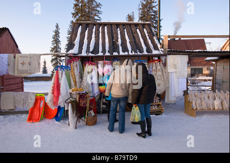 Pressione di stallo di Souvenir sulla collina Gubalowka Zakopane Monti Tatra Regione di Podhale Polonia Foto Stock