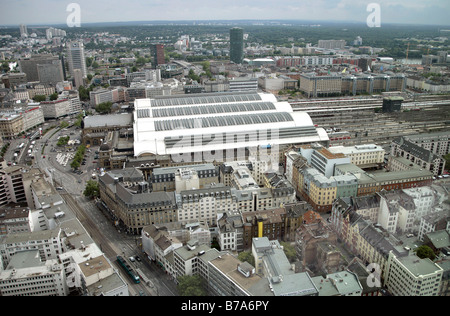 Il quartiere della stazione e la stazione centrale di Francoforte sul Meno, Hesse, Germania, Europa Foto Stock