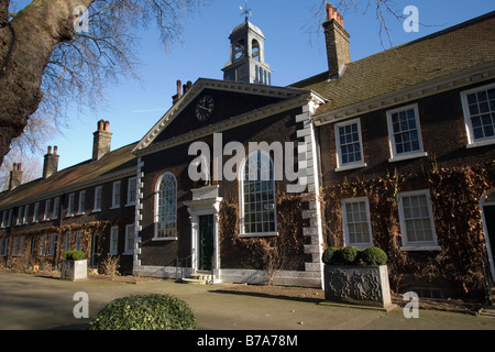 Geffrye Museum esterno, Kingsland Road, Londra GB UK collezioni di mobili inglesi, tessuti, dipinti e arti decorative Foto Stock