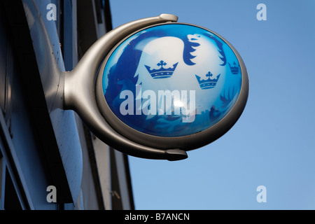Barclays Bank sign on UK high street Foto Stock