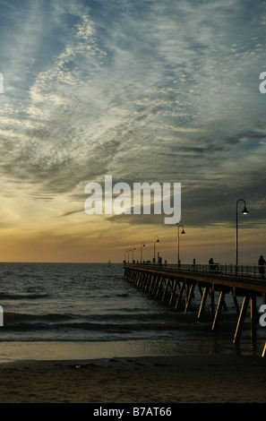 Jetty al crepuscolo Glenelg South Australia Foto Stock