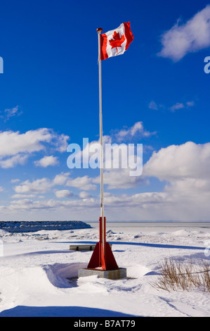 Bandiera canadese, Pointe-au-Pere, Rimouski, Quebec, Canada Foto Stock