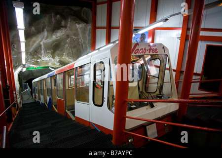 Allalin treno di montagna di Saas Fee svizzera Foto Stock