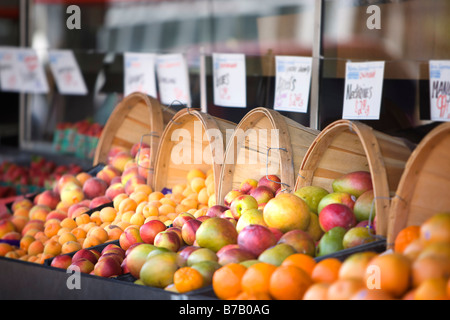 Mercato nel quartiere di Marina, San Francisco, California, Stati Uniti d'America Foto Stock