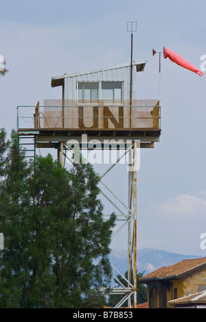 Onu zona buffer sulla linea verde a Nicosia che separa il nord e il sud di Cipro Foto Stock