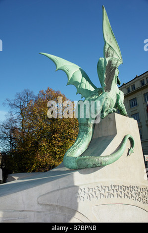 Dettaglio del drago bridge, Lubiana, Slovenia Foto Stock