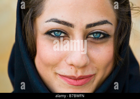 Giovane donna iraniana a Esfahan Iran Foto Stock