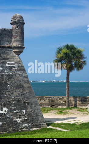 Castillo de San Marcos si trova lungo il fiume Matanzas in Sant'Agostino, Florida. Il XVII secolo fort è un monumento nazionale. Foto Stock