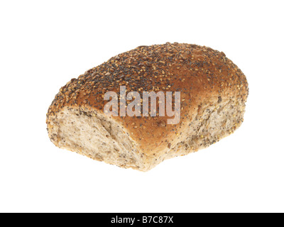 Pane appena sfornato Brown seminate lotto focaccia contro uno sfondo bianco con nessun popolo e un tracciato di ritaglio Foto Stock