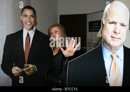 Presidente Barack Hussein Obama ha vinto le elezioni su John McCain. Votare per Obama. Obamomania. La ragazza di Obama. Foto Stock
