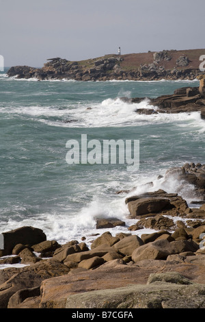 Isole di Scily St Mary's pulpito roccia prelevati dalla Città Vecchia Foto Stock